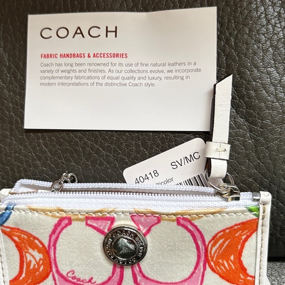 Coach mini zip multi color and white fabric case - Picture 6 of 8